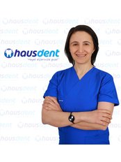Dr Vildan Özaydın -  at Hausdent Ağız ve Diş Sağlığı Polikliniği