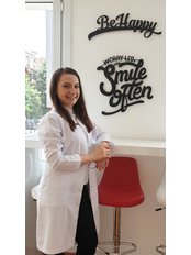 Miss Gulsah  Dulger Batar - Dentist at CAPA Cerrahi Estetik Dental Clinic