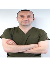 Dr Servet Akyildiz - Dentist at Istanbul Magic Clinic