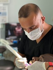 Dr Alper  Boz - Dentist at Dental Clinic Expert