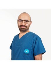 Dr Ali Şirali -  at İnci Diş