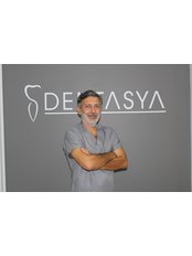 Dr Mustafa Çarpar - Dentist at Dentasya Dental Clinic