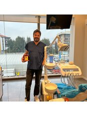 Dr Korhan Demetoglu - Dentist at Ege Estetik A:D:S:M
