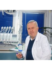 Dr Mehmet Coşkun Parlak - Dentist at Konak Dental Clinic