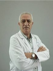 Dr Fatih Kacan - Dentist at Yesilyurt Dental Clinic