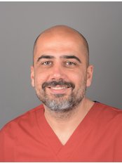 Herr Yasin  Salman - Zahnarzt - Focus Dental