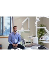 Dr ARAS SELCUK - Dentist at Aras Selcuk Advanced Dentistry
