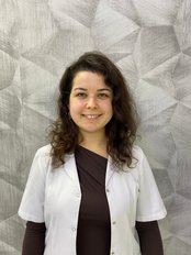 Dr Melissa Öksüz - Dentist at Zirve Dental Marmaris