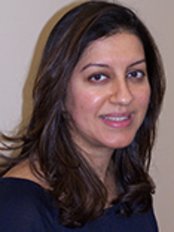 Dr Sona Kotecha - Orthodontist at Smiles Orthodontics