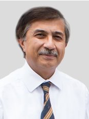 Dr Alkarim Makhani - Principal Dentist at Gardenview Dental Care