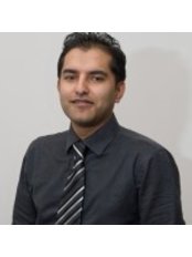 Dr Mujtaba Tahir - Associate Dentist at Bridge Dental and Implant Clinic