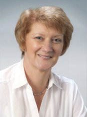Dr Linda Blakely - Dentist at Devon Dental Centre of Excellence