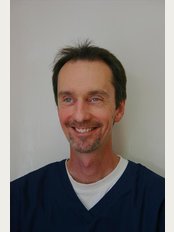 Shiphay Dental & Torbay Implant Centre - Dr Simon Moore BDS