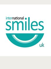 International Smiles - Burntisland - Logo