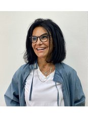 Dr Vida Kolahi - Principal Dentist at Cathedral Dental Clinic