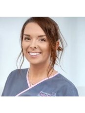 Dr Toni Perrin - Dental Therapist at Cwtch Dental Care