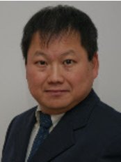 Dr Lloyd Lee Cheong - Principal Dentist at Lee Dental Care