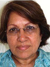 Dr Ranjana Khiroya - Dentist at High Oaks Dental Surgery