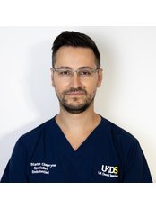 Dr Stefan Ciapryna - Dentist at UK Dental Specialists