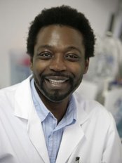 Dr Daniel Kayongo - Principal Dentist at Smile Zone