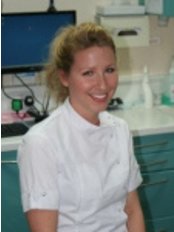 Dr Johanna Lloyd - Dentist at Hartley Dental Practice