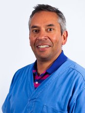 Dr Simon Peter - Principal Dentist at Stradbrook Dental Centre