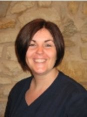 Lindsey Sweeney - Dental Nurse at Halo Dental