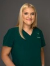 Jasmin - Dental Nurse at Clavell-Bate and Nephew Dental Surgeons