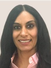 Dr Gurpeet Bhatia - Associate Dentist at Smile Essential