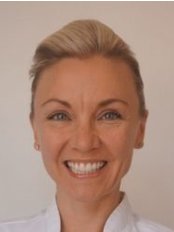 Kim Harvey - Dental Hygienist at Ralston Dental and Cosmetic Clinic