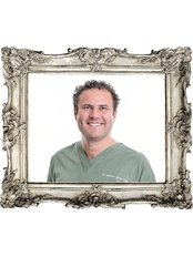 Mr Michael Rosenzweig - Dentist at Number 18 Dental