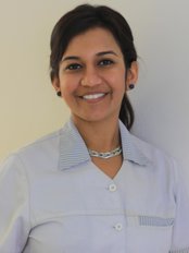 Dr Nimisha Patel - Dentist at Broadway Dental Studio
