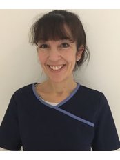 Dr Amanda  Rosenbaum - Dentist at Finchley Dental Lounge