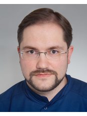 Dr Péter Dudás - Dentist at VitalEurope dentistry - Budapest & London