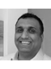 Dr Jay Prashar - Principal Dentist at Glow Dentistry - Hampstead