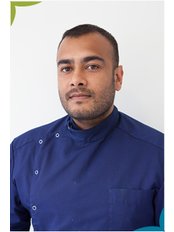 Dr Anish Kothari - Associate Dentist at Essence Dental Clinic