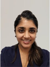 Dr Rakhee Vekaria - Principal Dentist at London City Smiles