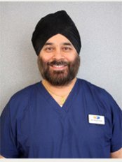 Sheen Dental - Dr Harmit Kalsi Implantologist