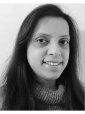 Dr Vanita Bakshi - Oral Surgeon at Sidcup Hill Dental Care