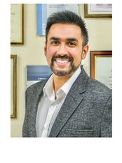 Dr Amit Kumar Gupta - Principal Dentist at Smile in London - Leyton