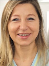 Dr ROSALIND O'LEARY - Dentist at Perio and Implant Dental Referral