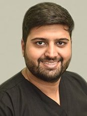 Dr Asad Rahman - Dentist at The Smile Rooms