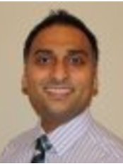Dr Charan Singh - Denturist at The Ropewalk Dental and Implant Suite
