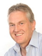 Dr Ian Davies - Orthodontist at Suffolk Orthodontic Practice