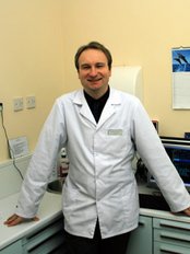Dr Marcin Herezo - Dentist at Gentle Dental Centre