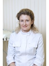 Mrs Engel Maria O. - Dentist at Clinic Dent Parnassus