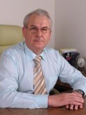 Oxford Medical Kyiv - Dr Topka Petr Pavlovich 
