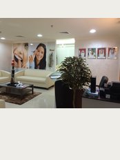 Emirates Dental Center - UAE, Ras al-Khaimah, AlQawasem corniche, abjar tower (almasraf bank building), flat 303, Ras al-Khaimah, Ras al-Khaimah, 