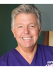 Dr Robert Law - Doctor at First Choice Dental Group - Campus