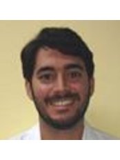 Dr Carlos Viloria - Dentist at TuOdontologa - Caracas - La Carlota